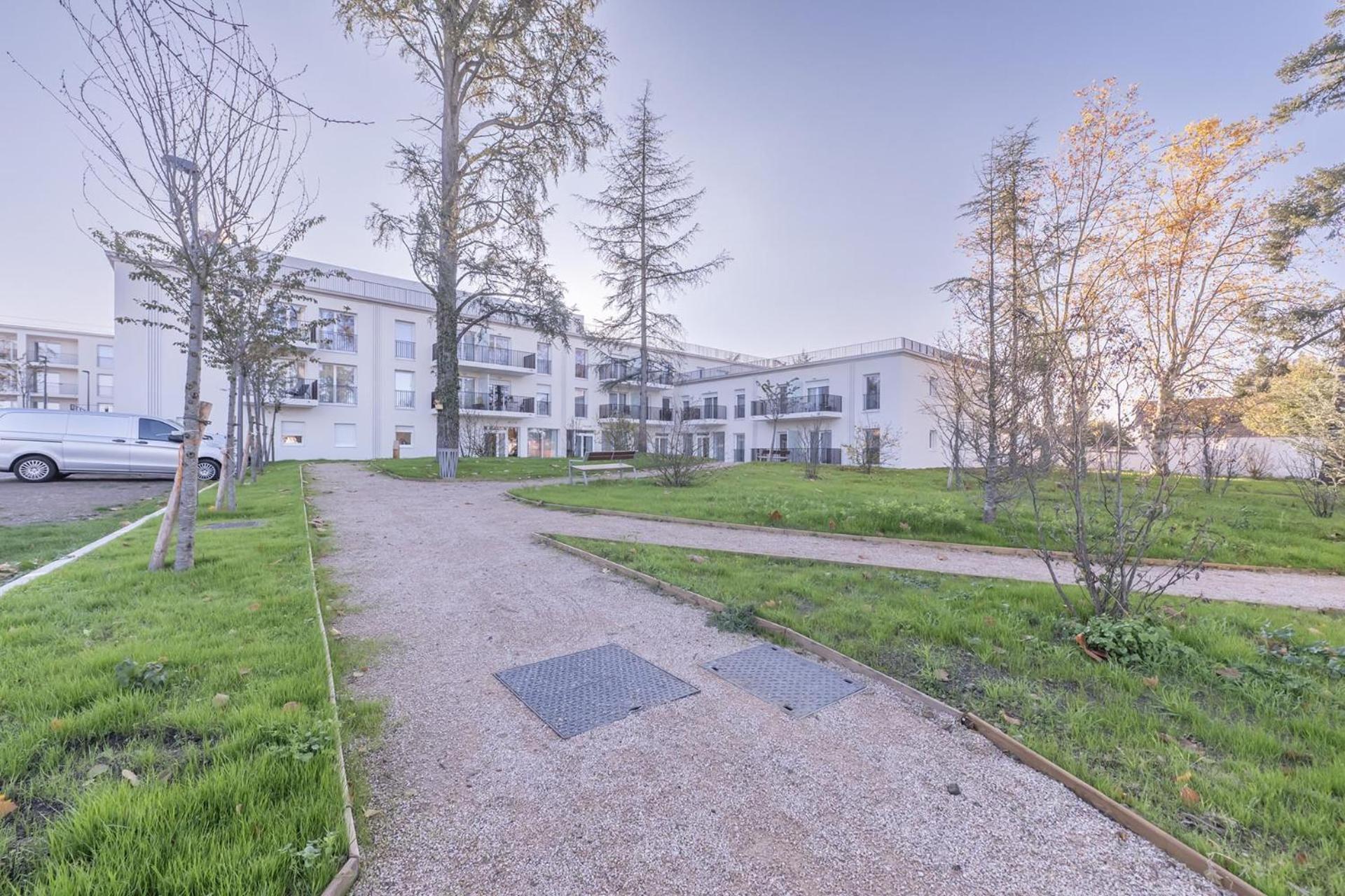 Ovelia Andrezieux-Boutheon - Les Demeures Du Forez Bagian luar foto